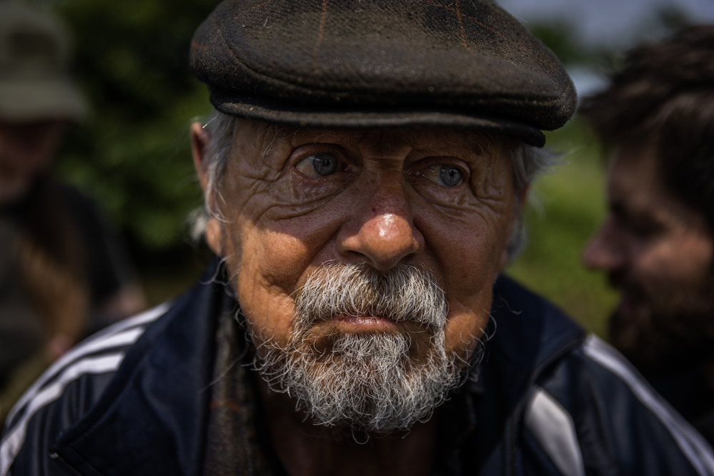 Contract photographer