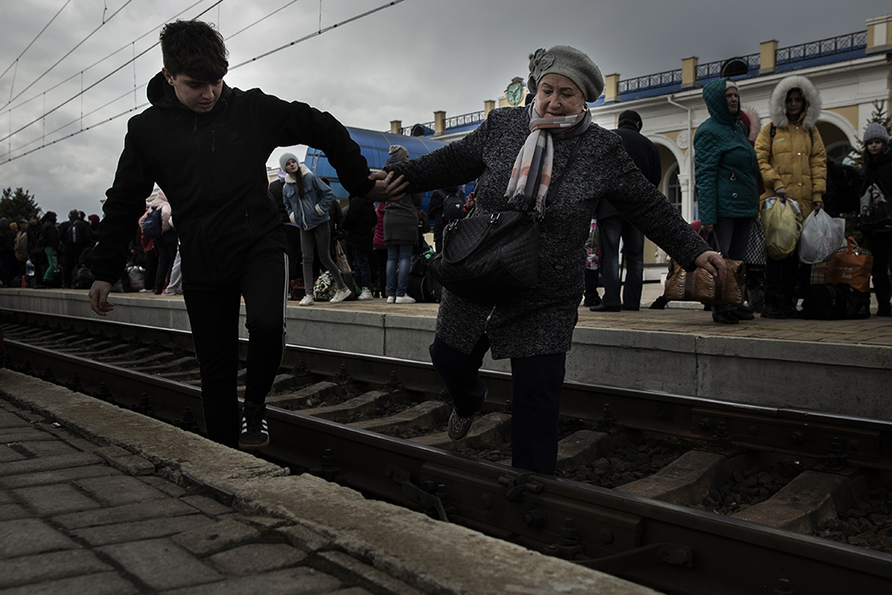 Evacuation at Slovyansk train station in Ukraine